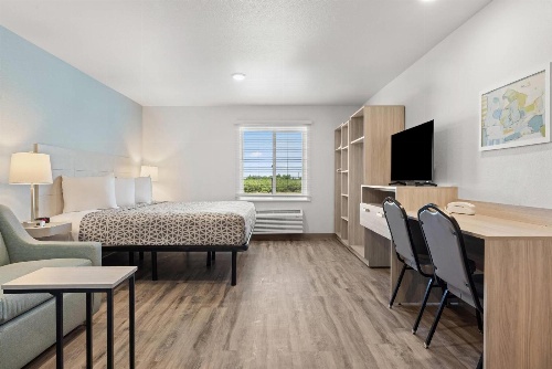WoodSpring Suites Ceres - Modesto image 2