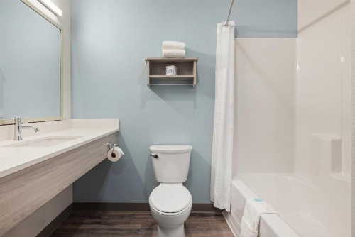 WoodSpring Suites Ceres - Modesto image 9